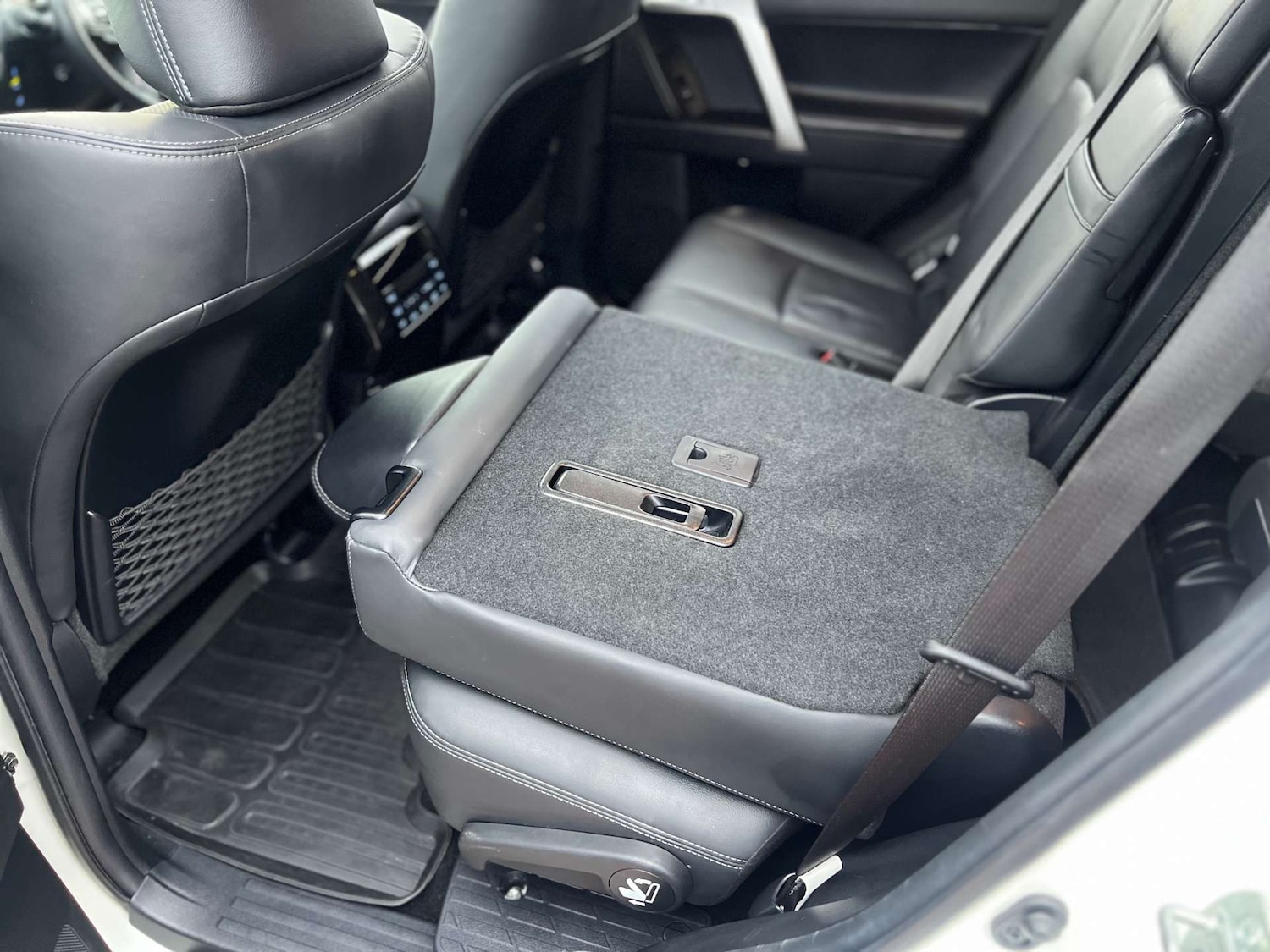 Used Toyota Land Cruiser 2022 for sale - 77288596: Photo 46