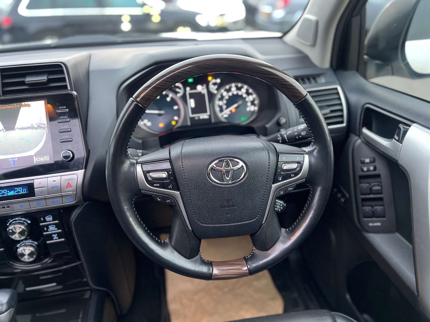 Used Toyota Land Cruiser 2022 for sale - 77288596: Photo 54