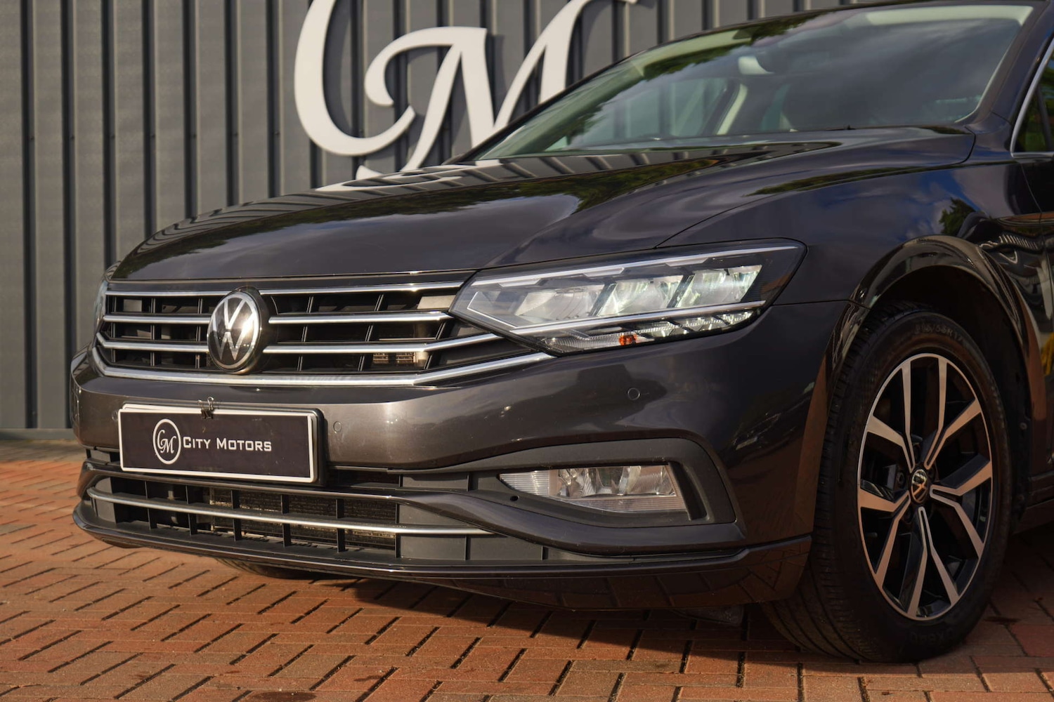 Used Volkswagen Passat 2021 for sale - 76354265: Photo 2