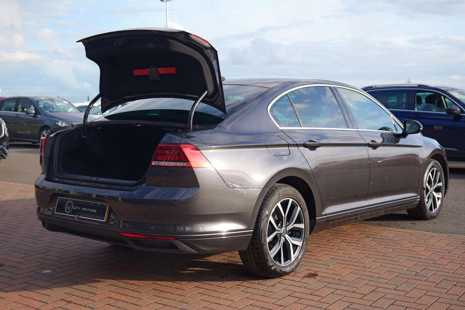 Used Volkswagen Passat 2021 for sale - 76354265: Photo 25