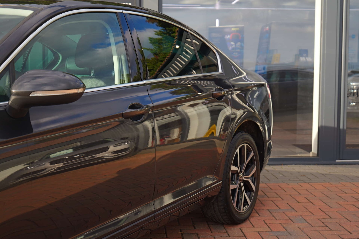 Used Volkswagen Passat 2021 for sale - 76354265: Photo 3