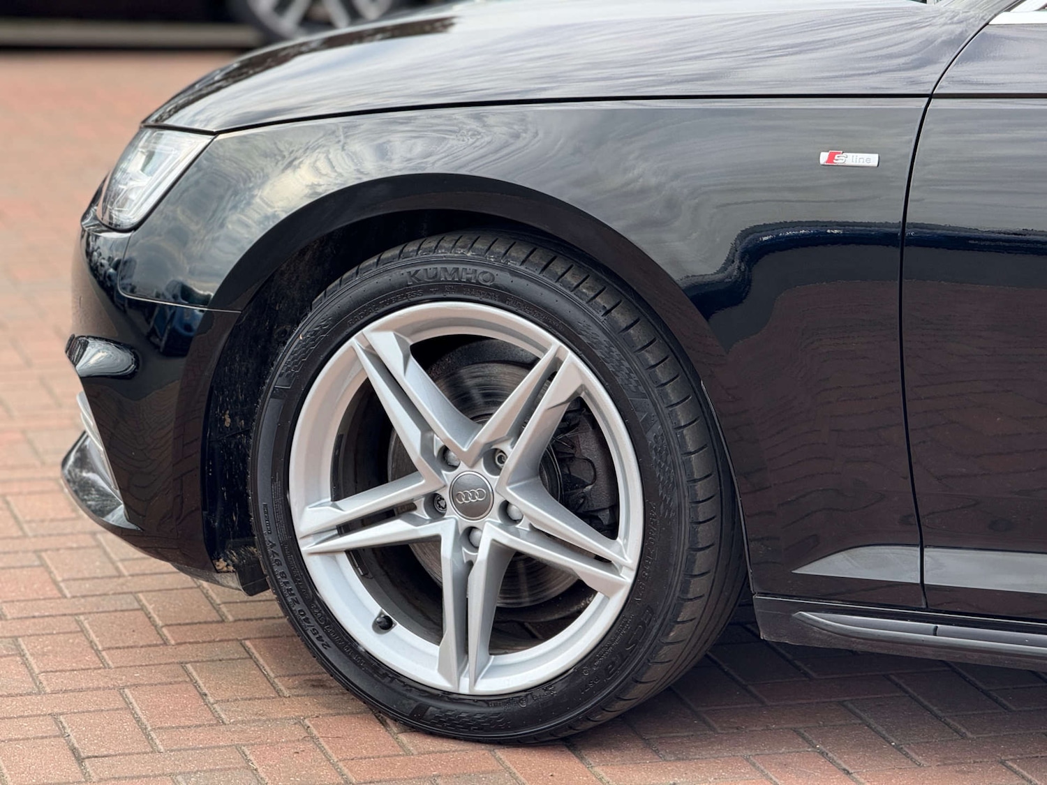 Used Audi A4 2017 for sale - 76056637: Photo 14