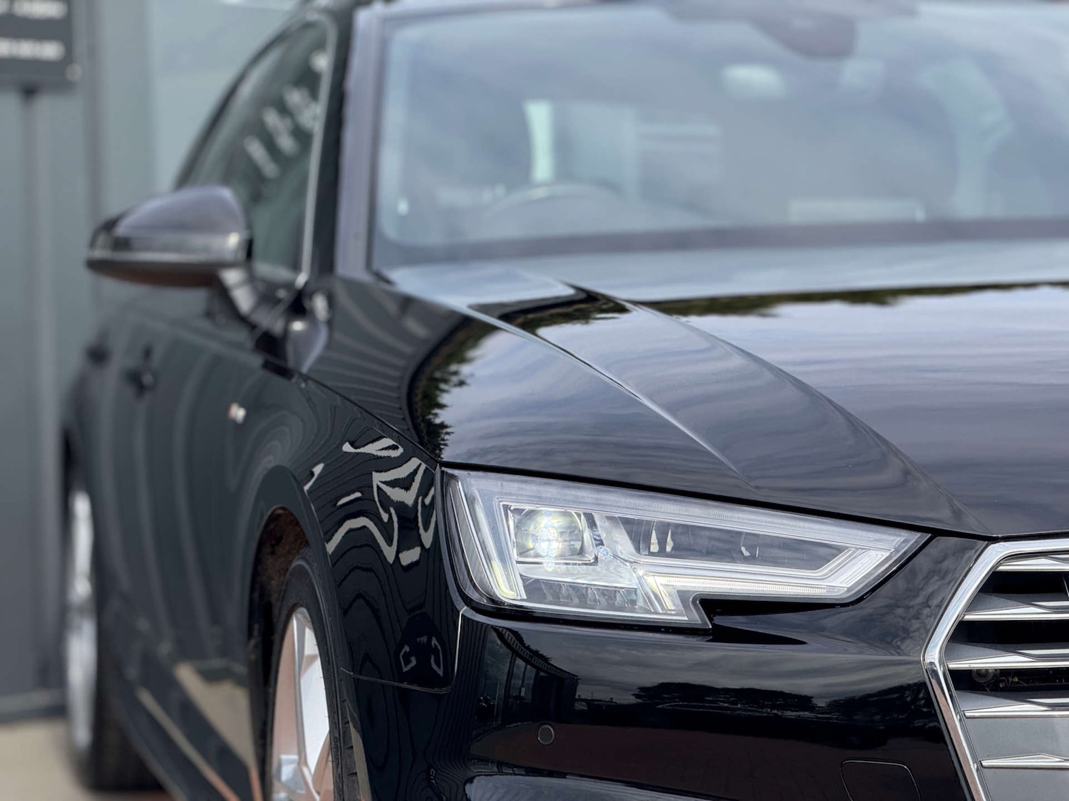 Used Audi A4 2017 for sale - 76056637: Photo 15