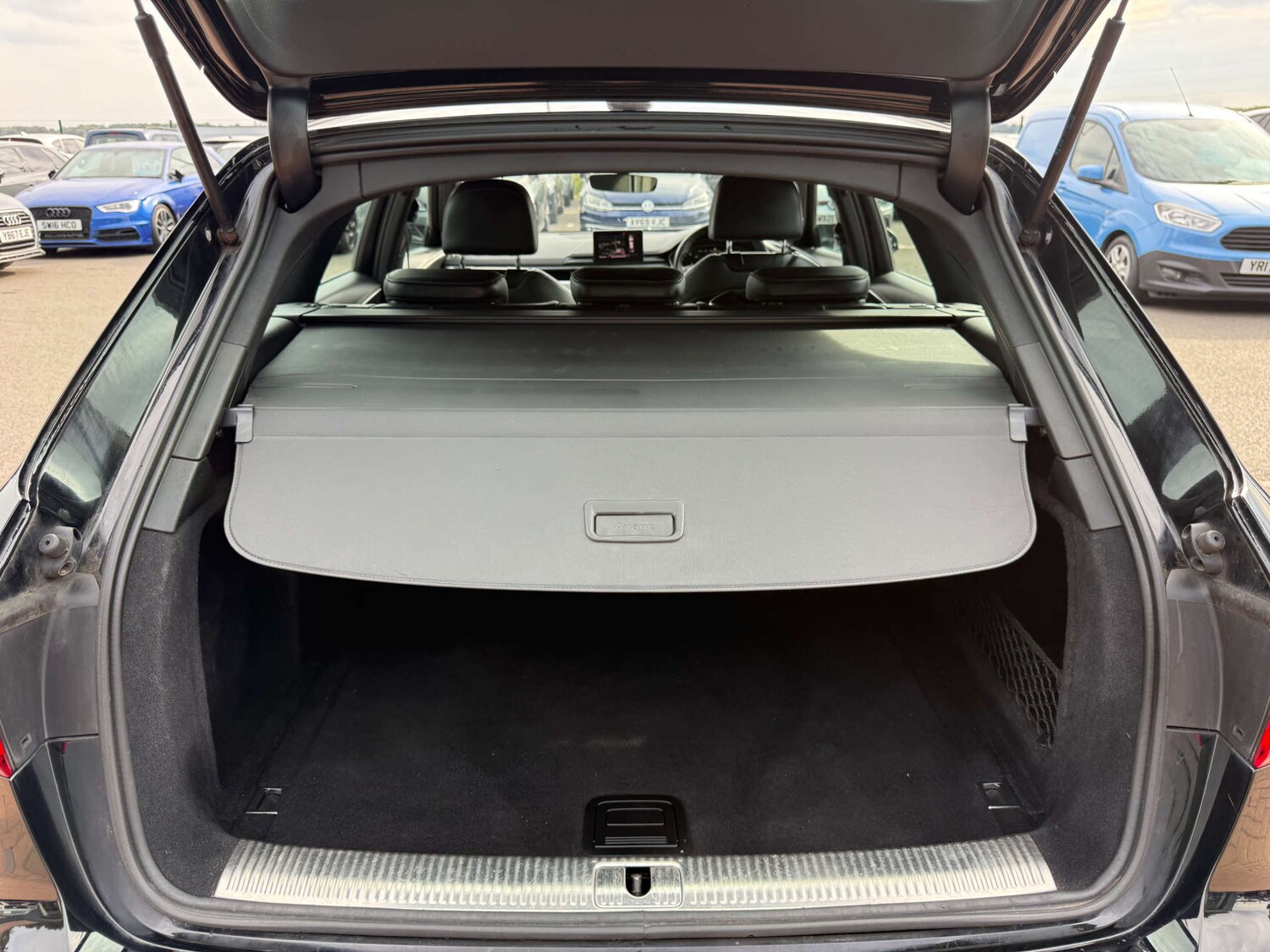 Used Audi A4 2017 for sale - 76056637: Photo 22