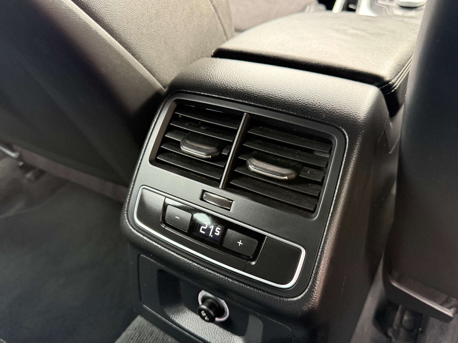 Used Audi A4 2017 for sale - 76056637: Photo 49