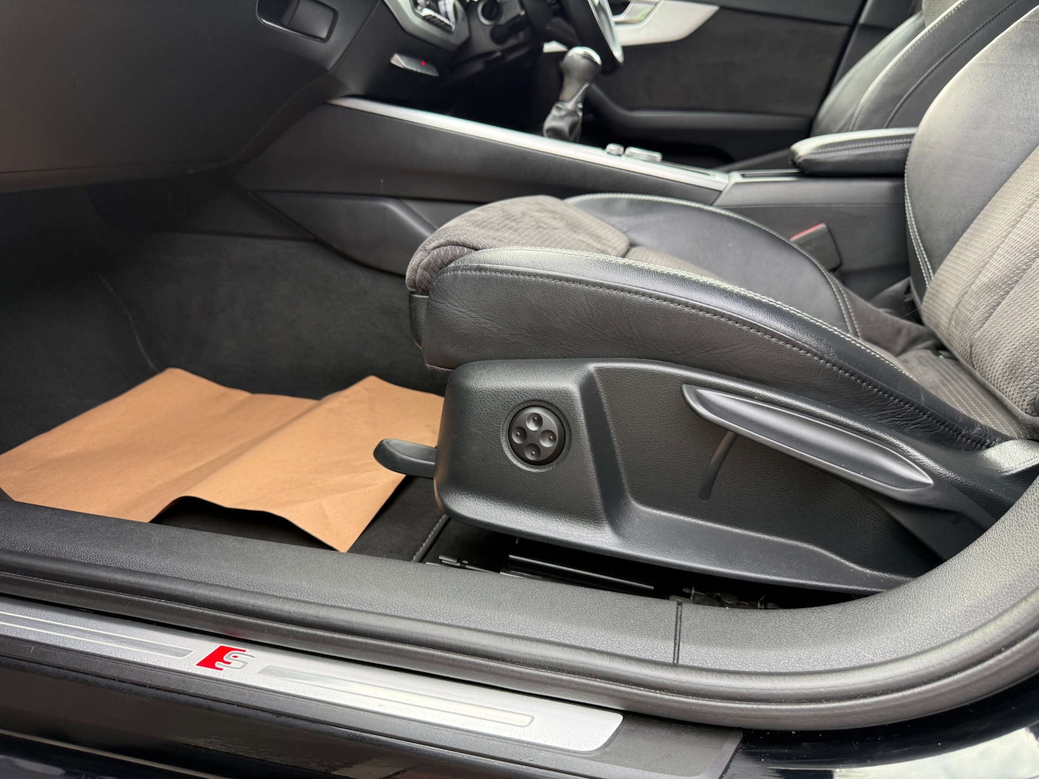 Used Audi A4 2017 for sale - 76056637: Photo 52