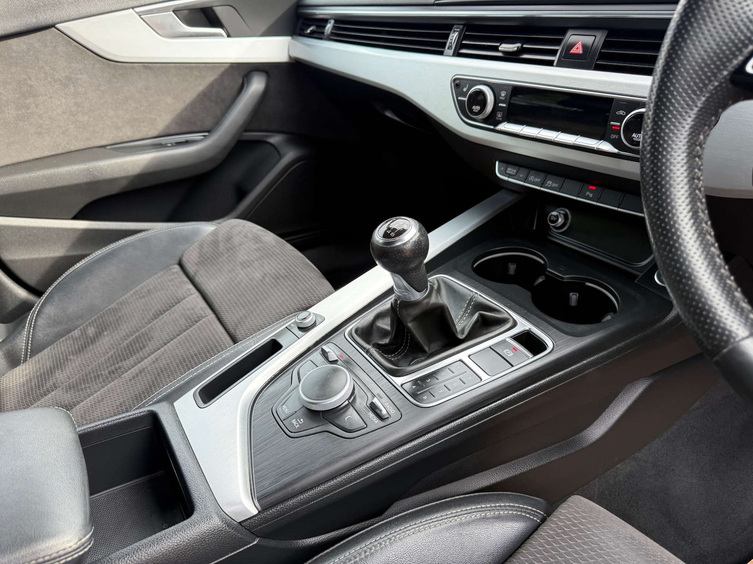 Used Audi A4 2017 for sale - 76056637: Photo 64