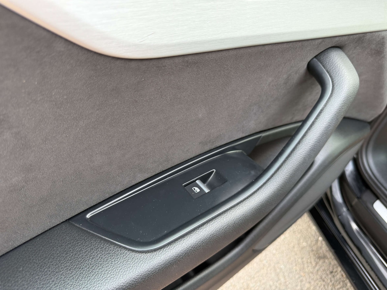 Used Audi A4 2017 for sale - 76056637: Photo 99