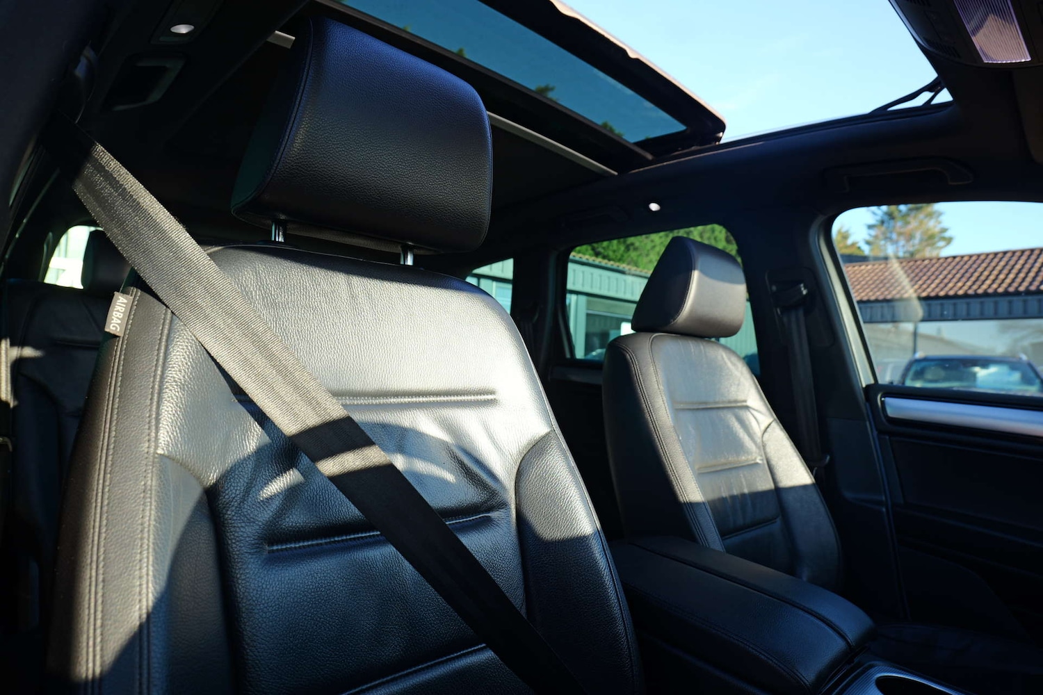 Used Volkswagen Touareg 2015 for sale - 76706747: Photo 23