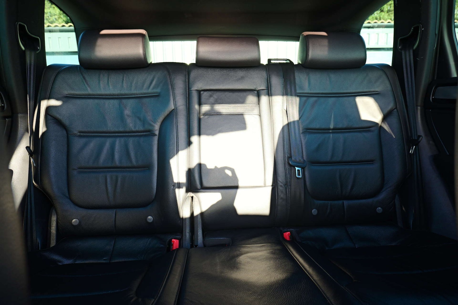 Used Volkswagen Touareg 2015 for sale - 76706747: Photo 36