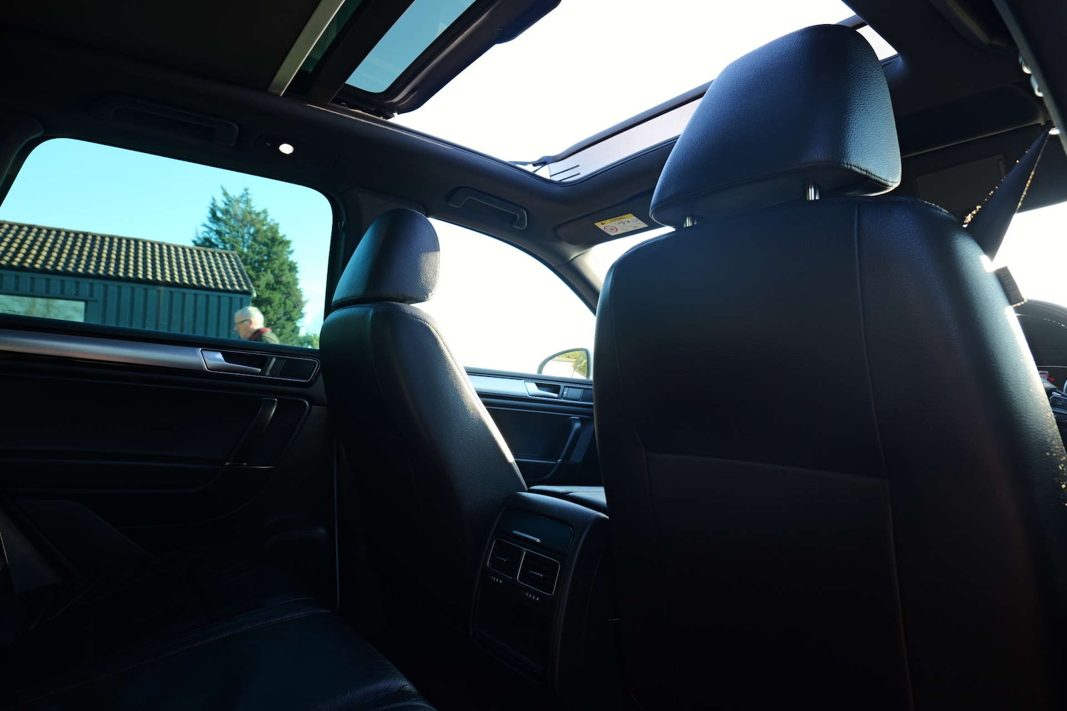 Used Volkswagen Touareg 2015 for sale - 76706747: Photo 54