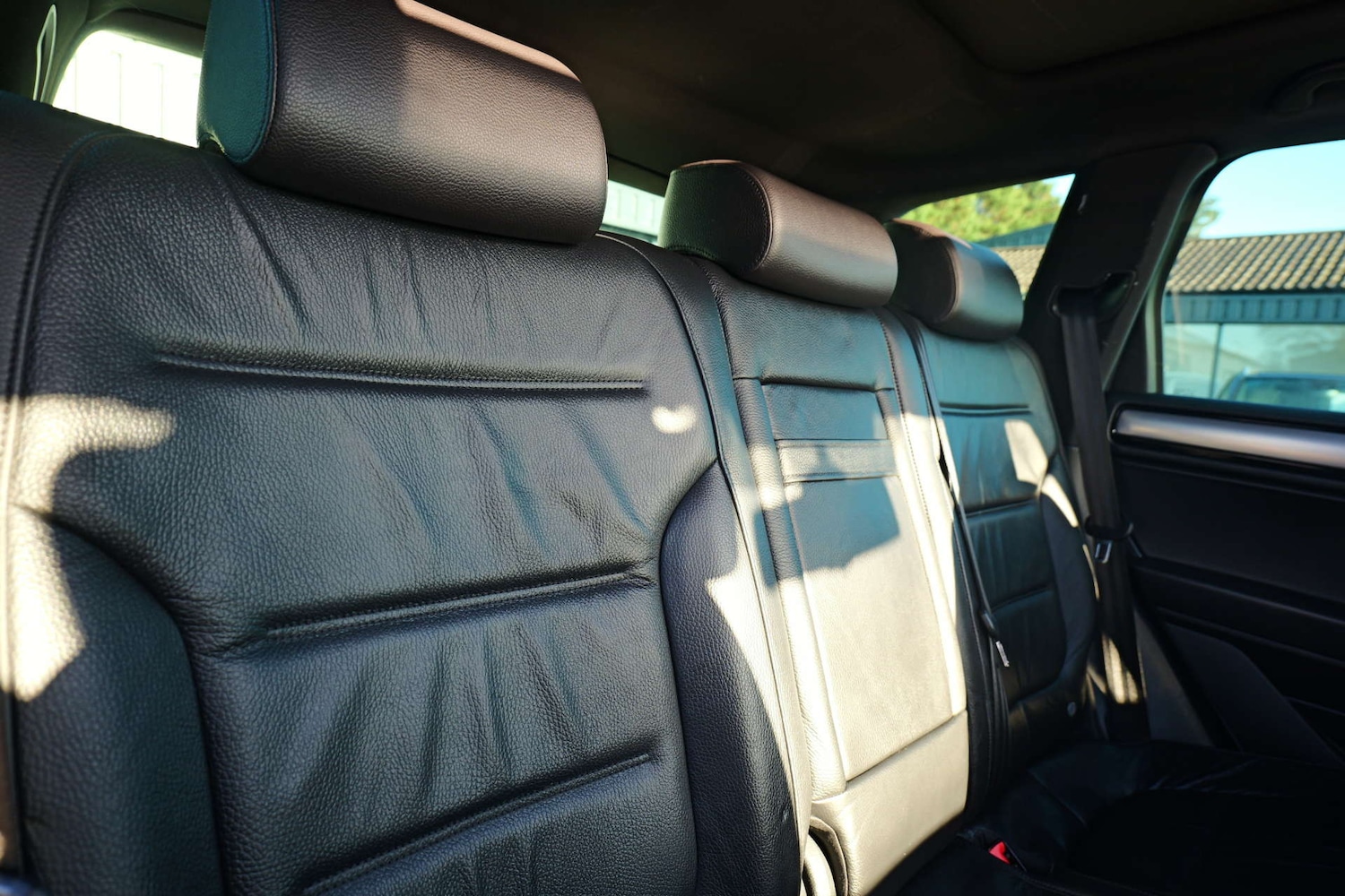 Used Volkswagen Touareg 2015 for sale - 76706747: Photo 55