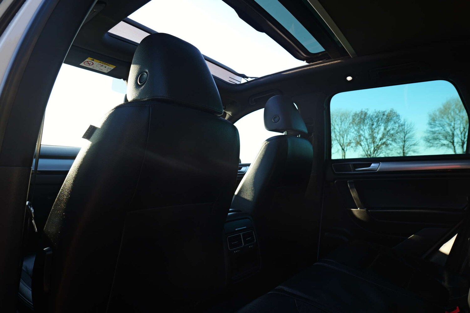 Used Volkswagen Touareg 2015 for sale - 76706747: Photo 59