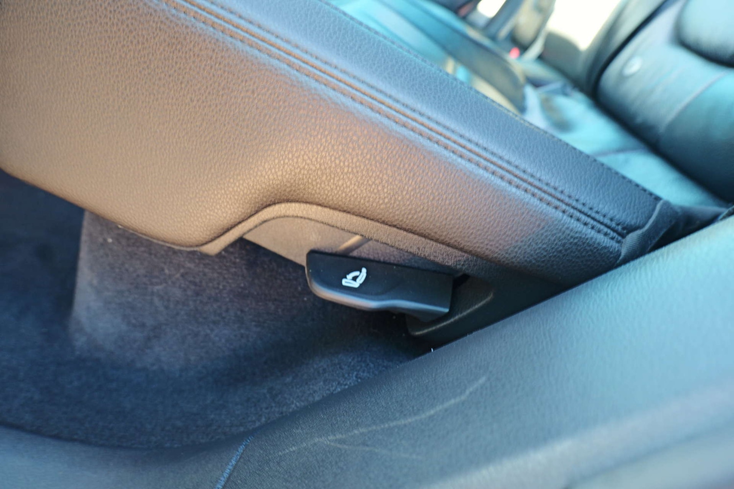 Used Volkswagen Touareg 2015 for sale - 76706747: Photo 60