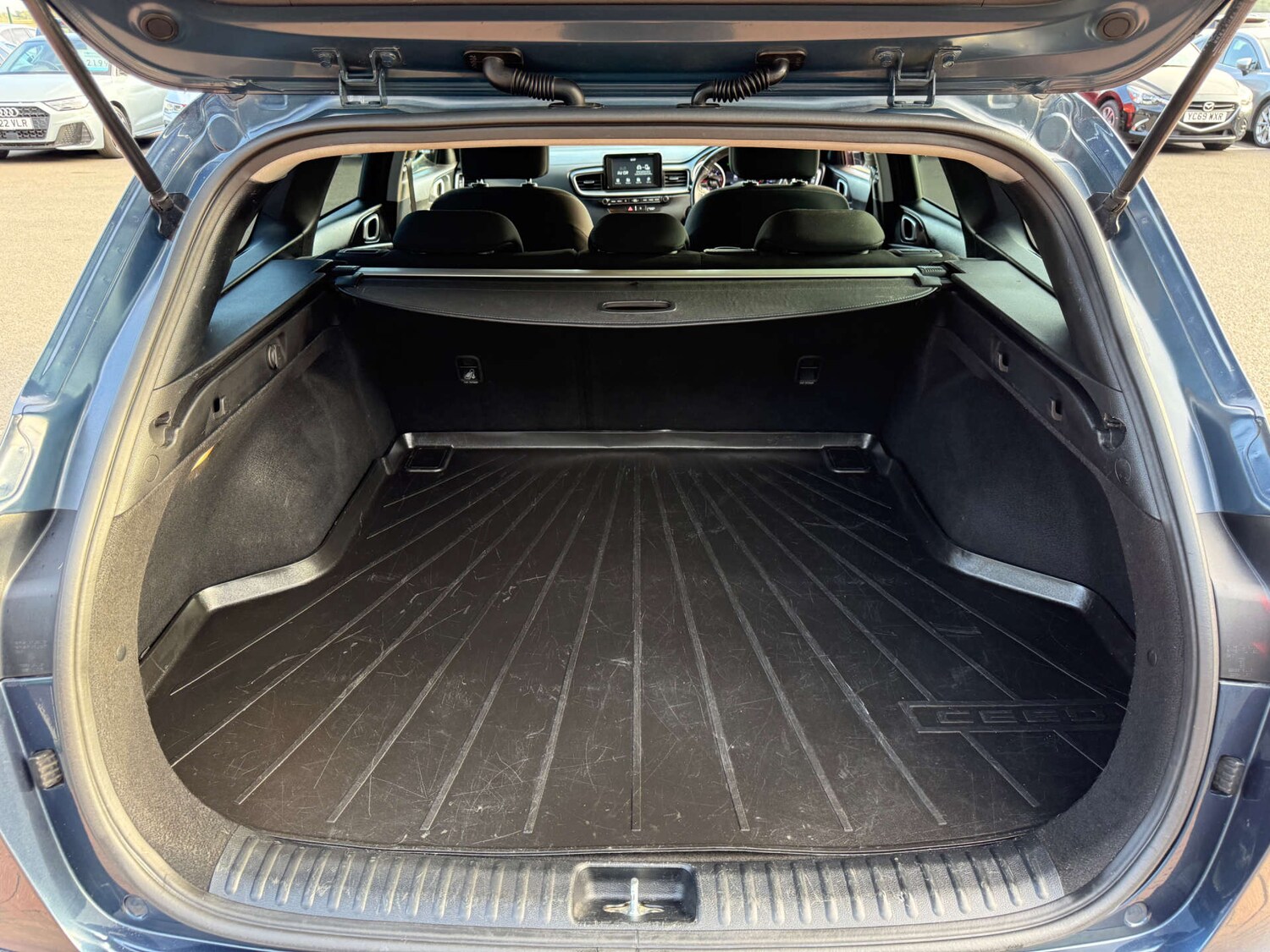 Used Kia Ceed 2019 for sale - 75971117: Photo 19