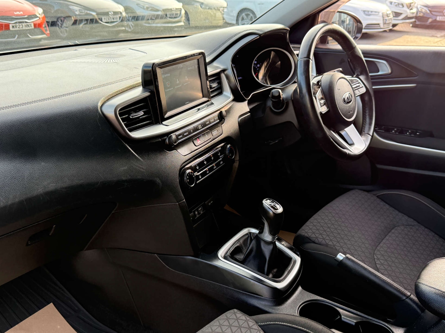 Used Kia Ceed 2019 for sale - 75971117: Photo 76