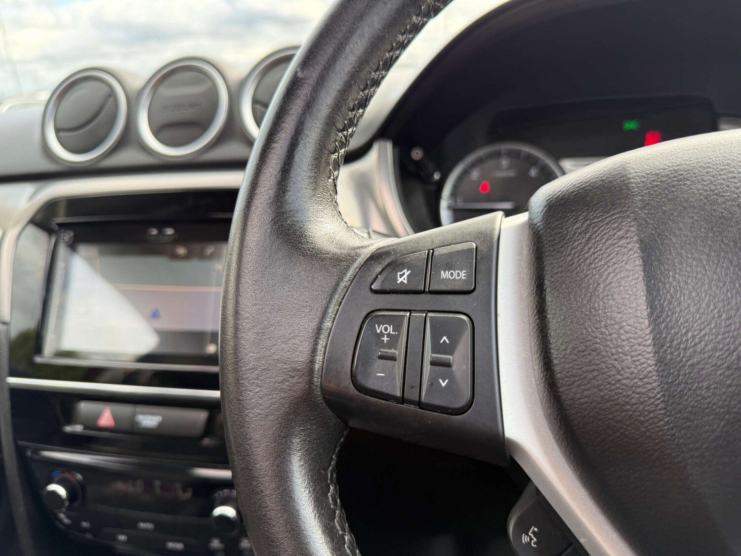 Used Suzuki Vitara 2018 for sale - 75908275: Photo 63