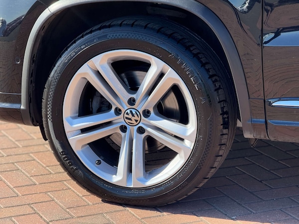 Used Volkswagen Tiguan 2015 for sale - 76159806: Photo 14