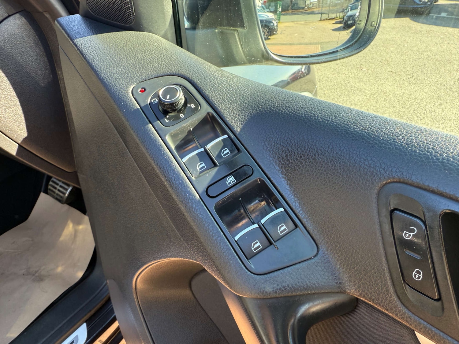 Used Volkswagen Tiguan 2015 for sale - 76159806: Photo 25