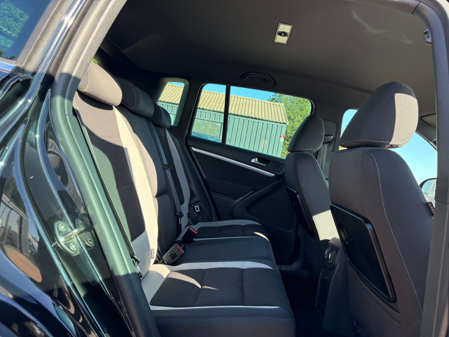 Used Volkswagen Tiguan 2015 for sale - 76159806: Photo 42