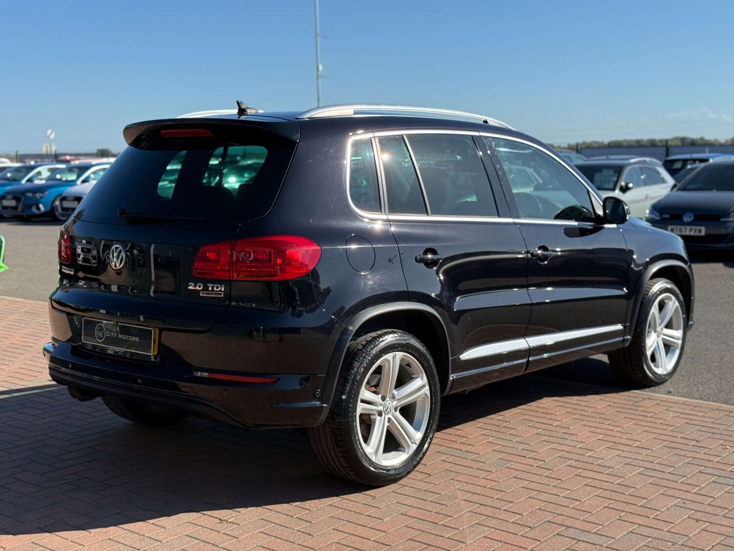 Used Volkswagen Tiguan 2015 for sale - 76159806: Photo 6