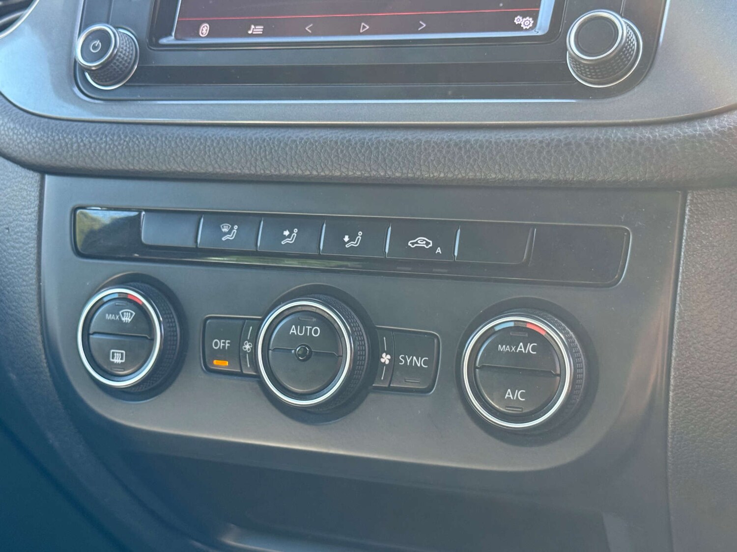 Used Volkswagen Tiguan 2015 for sale - 76159806: Photo 67