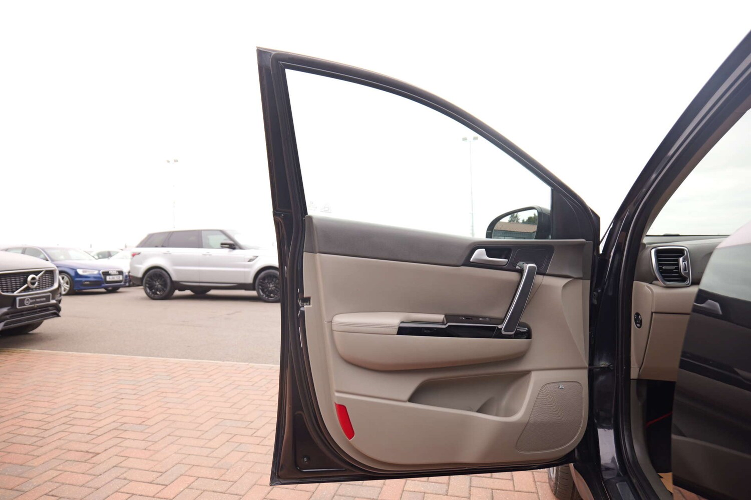 Used Kia Sportage 2016 for sale - 76243319: Photo 43