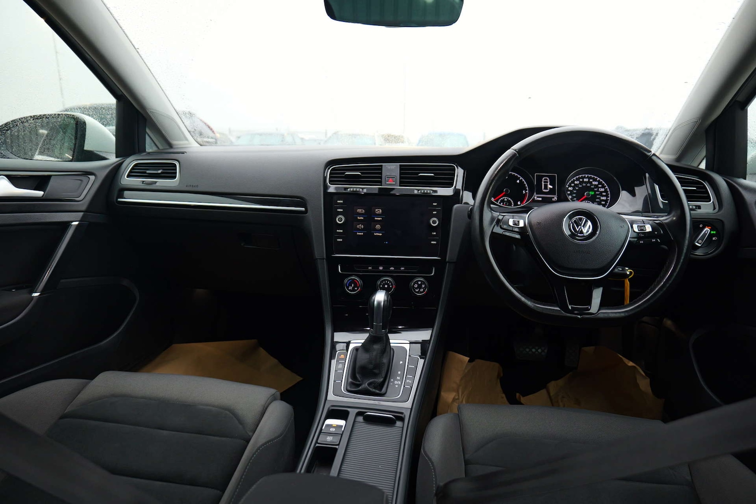 Used Volkswagen Golf 2017 for sale - 77172458: Photo 20