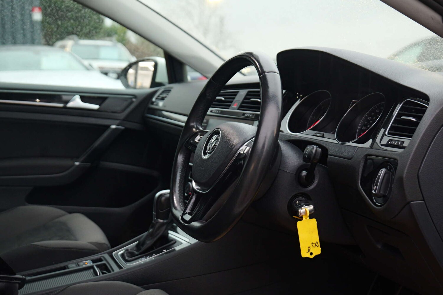 Used Volkswagen Golf 2017 for sale - 77172458: Photo 23