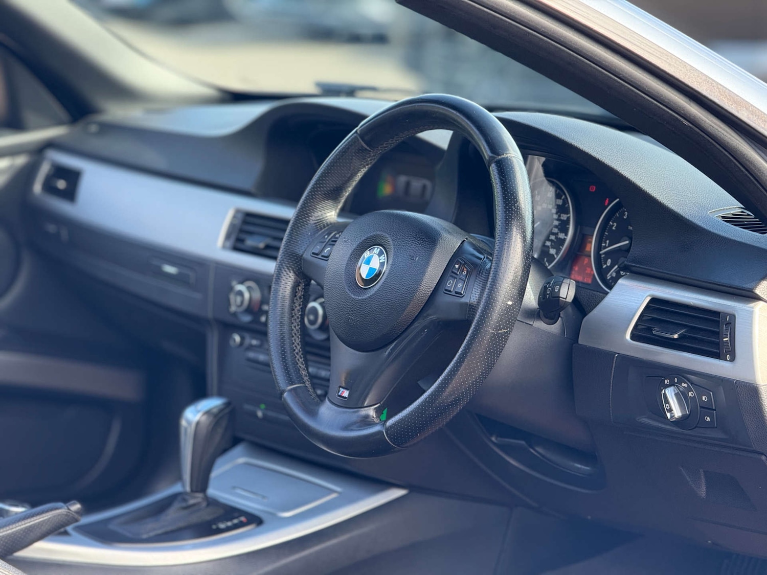 Used BMW 3 Series 2012 for sale - 75870888: Photo 32
