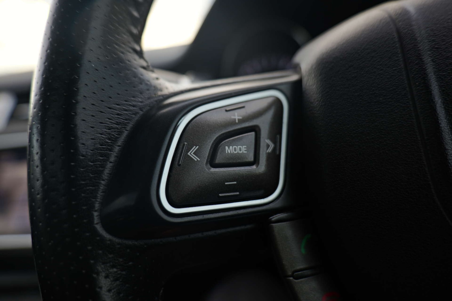 Used Land Rover Range Rover Evoque 2013 for sale - 76846936: Photo 26