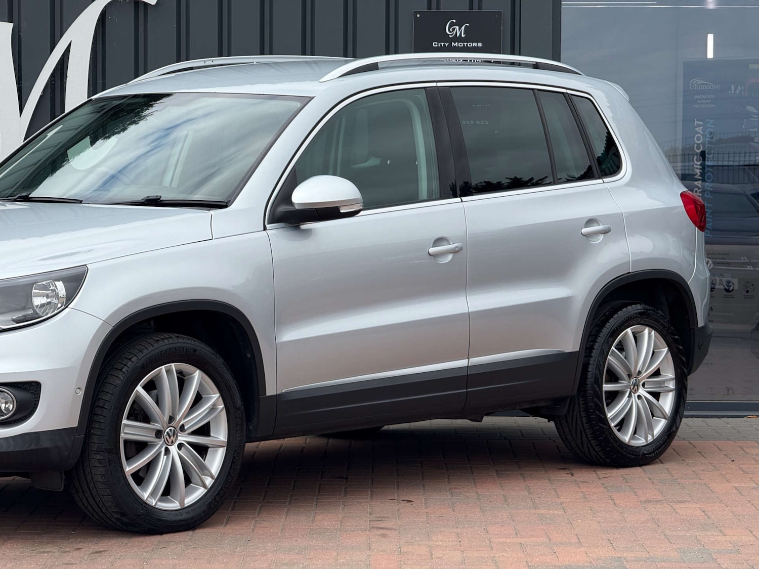 Used Volkswagen Tiguan 2016 for sale - 76601914: Photo 2