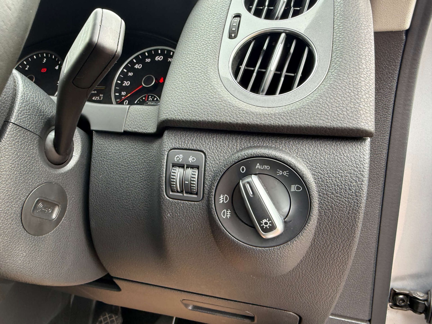 Used Volkswagen Tiguan 2016 for sale - 76601914: Photo 58