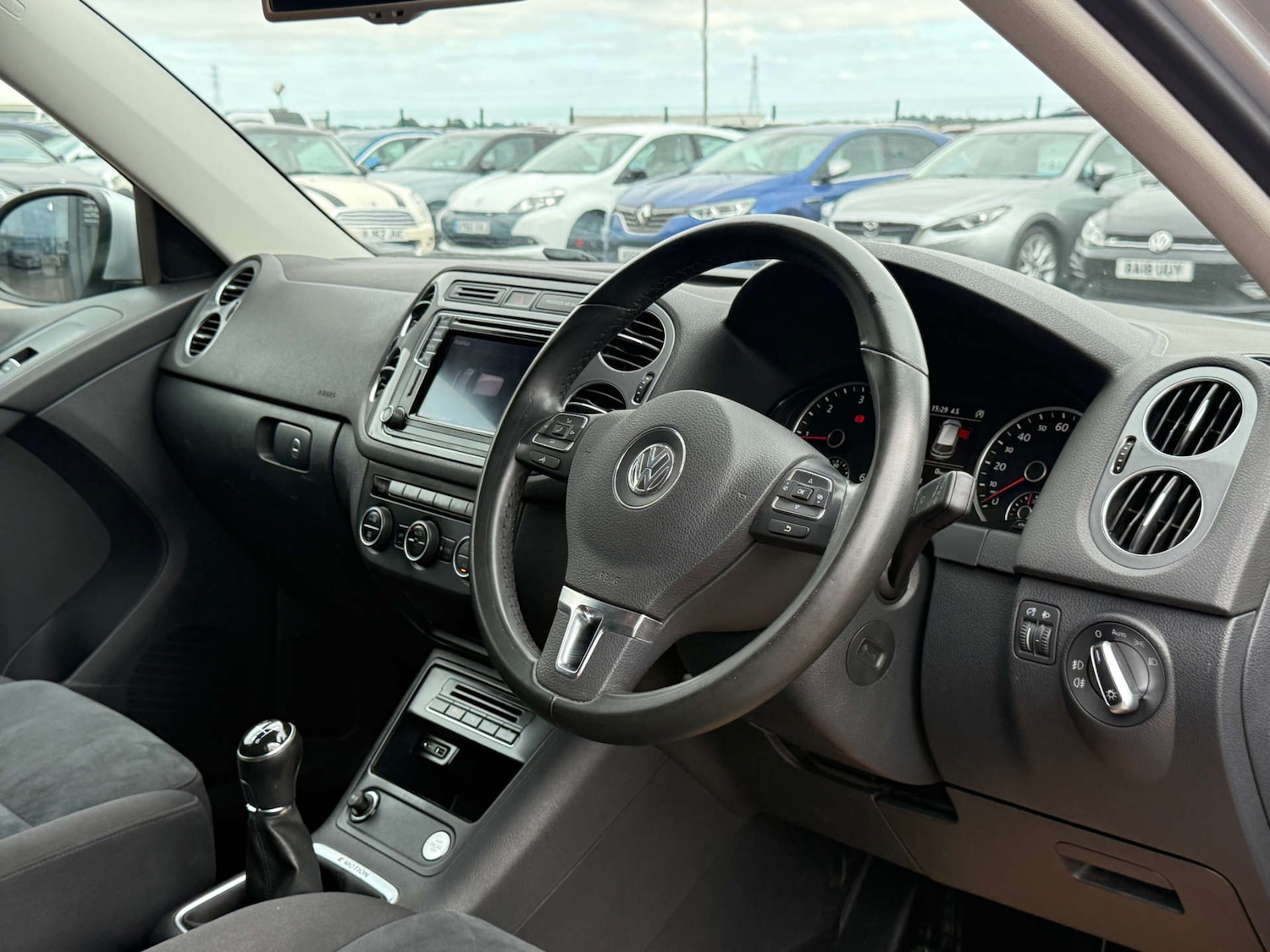 Used Volkswagen Tiguan 2016 for sale - 76601914: Photo 62