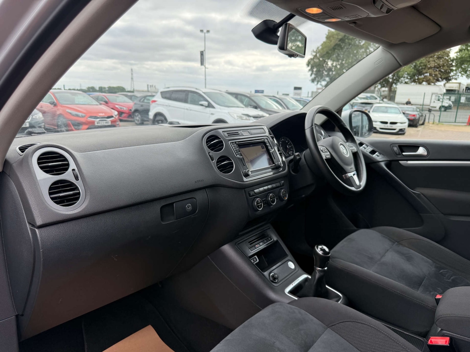 Used Volkswagen Tiguan 2016 for sale - 76601914: Photo 88