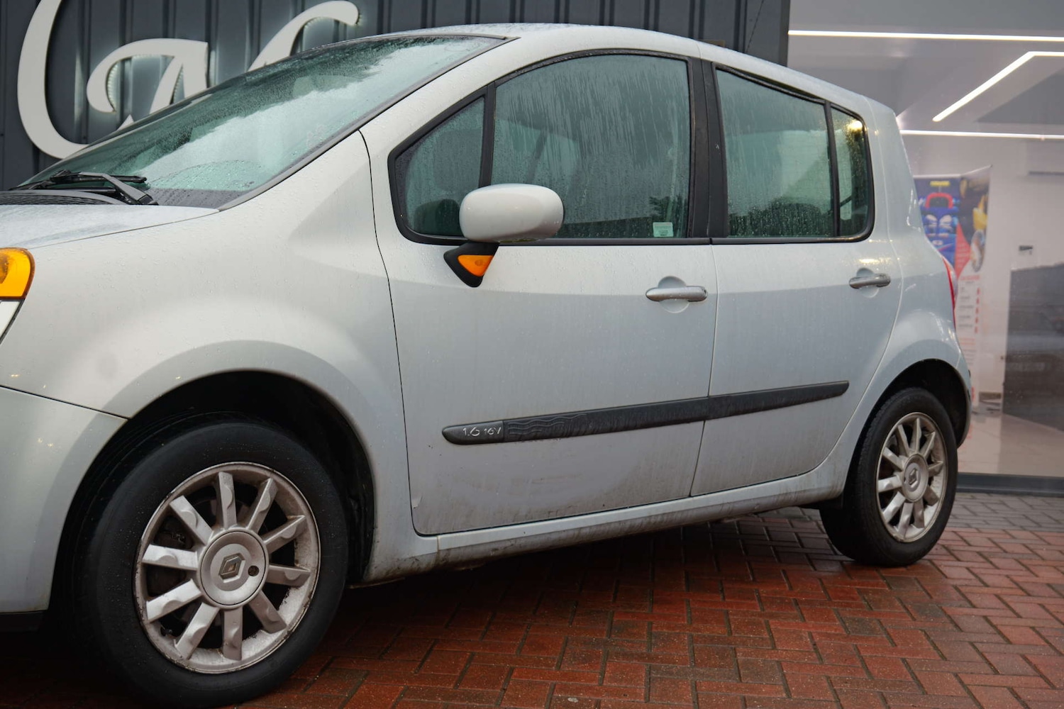 Used Renault Modus 2004 for sale - 77180053: Photo 2