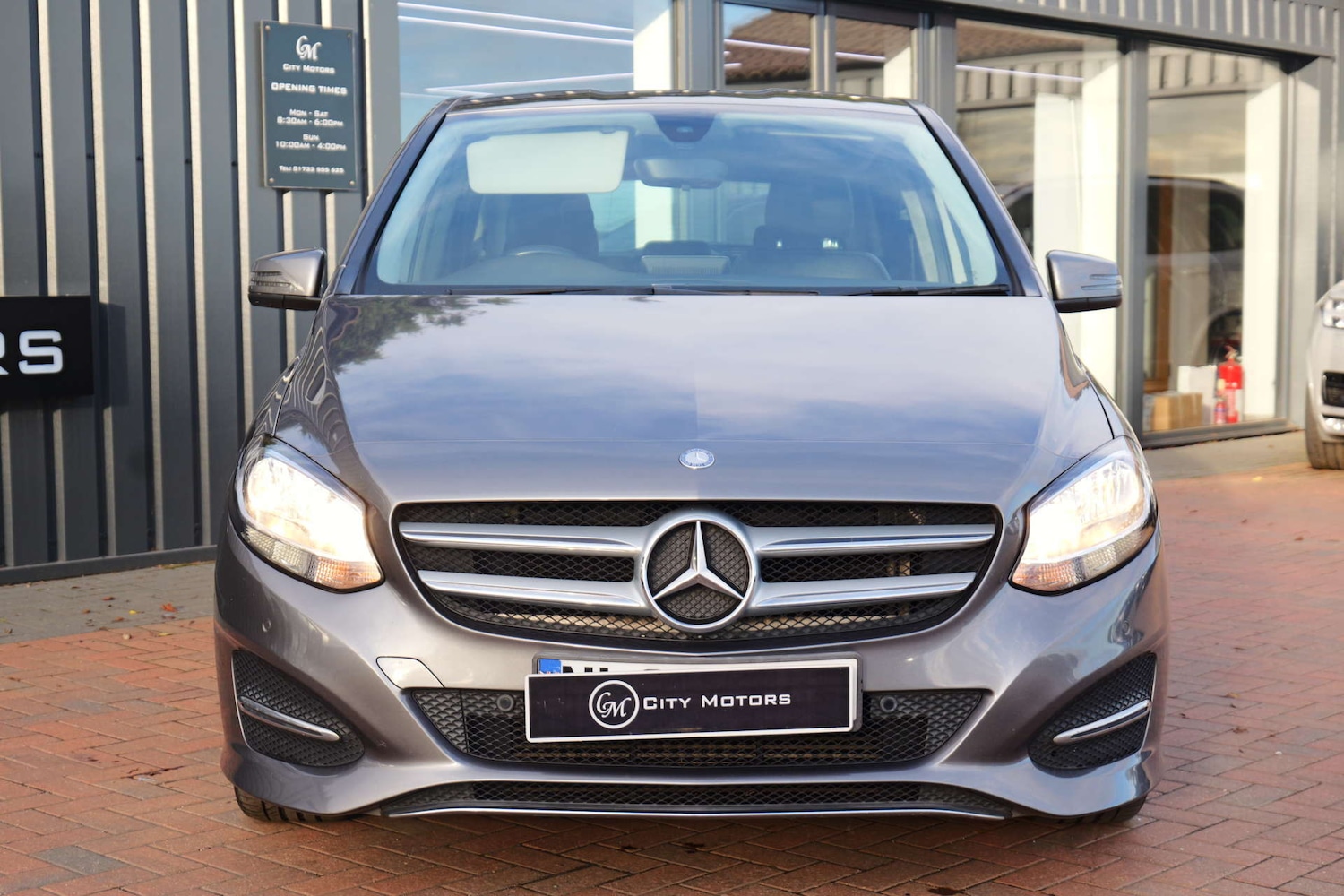 Used Mercedes-Benz B Class 2015 for sale - 76382742: Photo 4