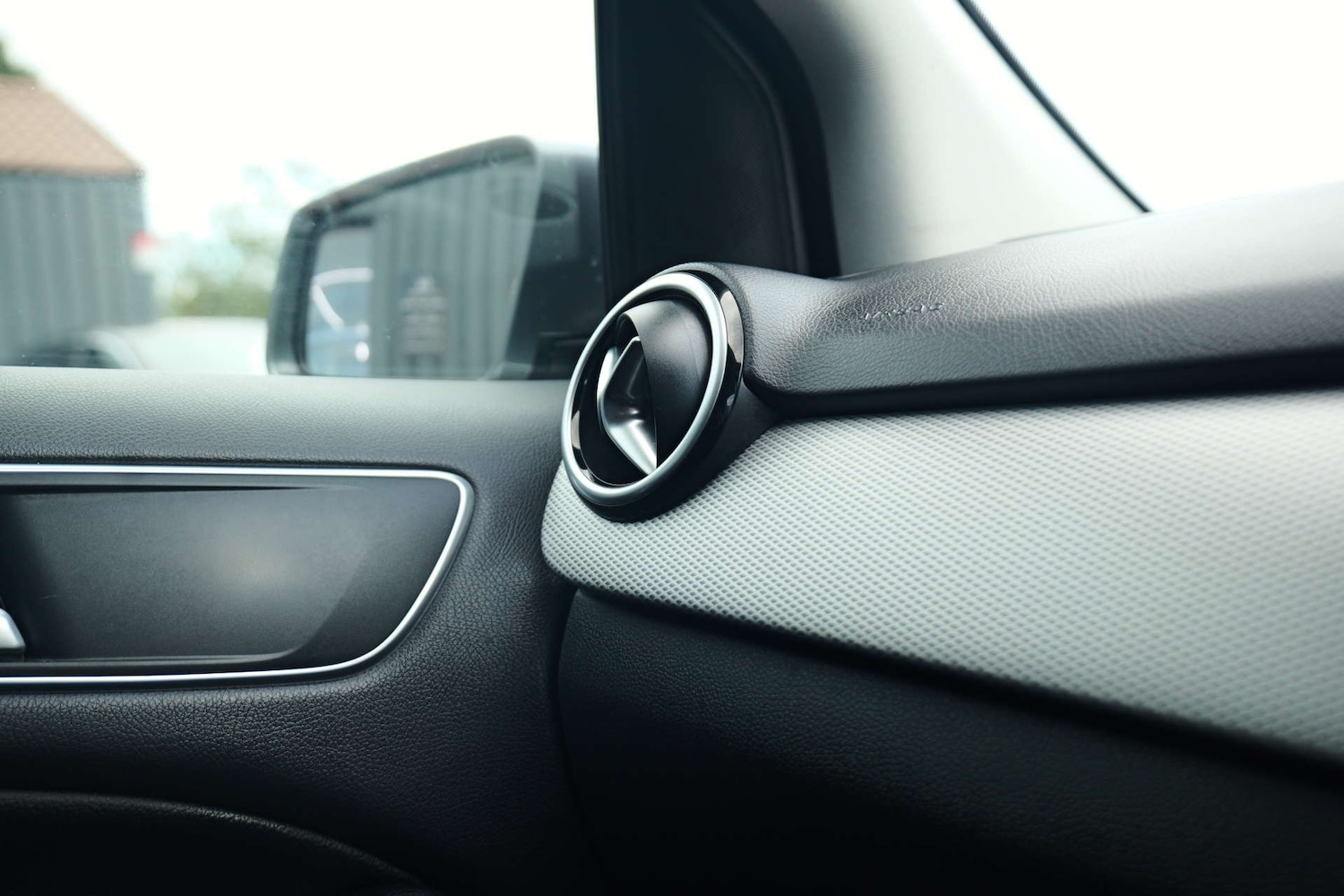 Used Mercedes-Benz B Class 2015 for sale - 76382742: Photo 47