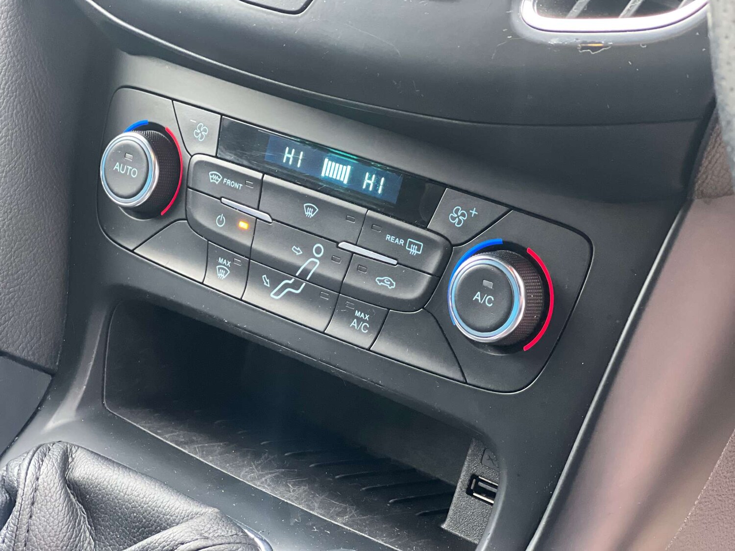 Used Ford Focus 2015 for sale - 77437589: Photo 26