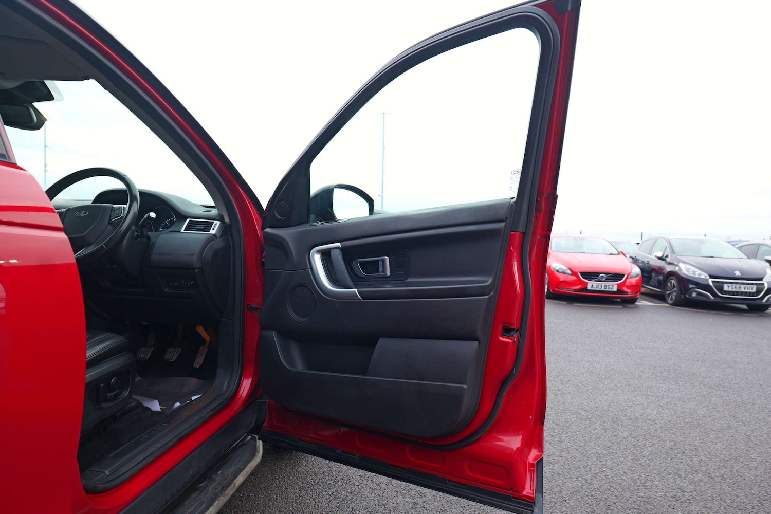 Used Land Rover Discovery Sport 2015 for sale - 76412614: Photo 44