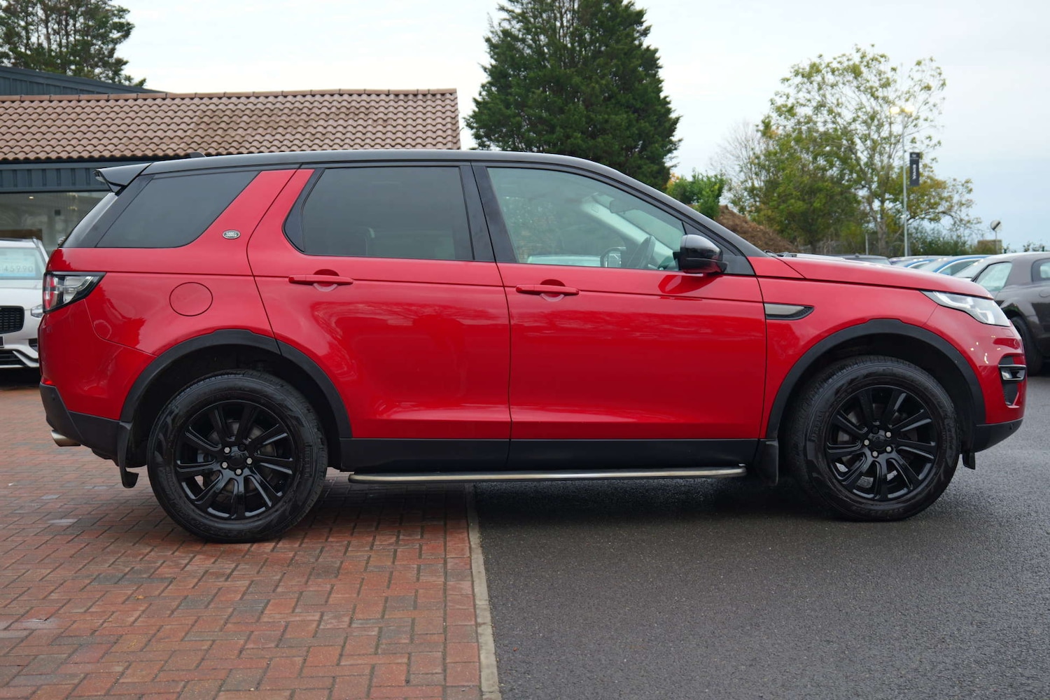 Used Land Rover Discovery Sport 2015 for sale - 76412614: Photo 5