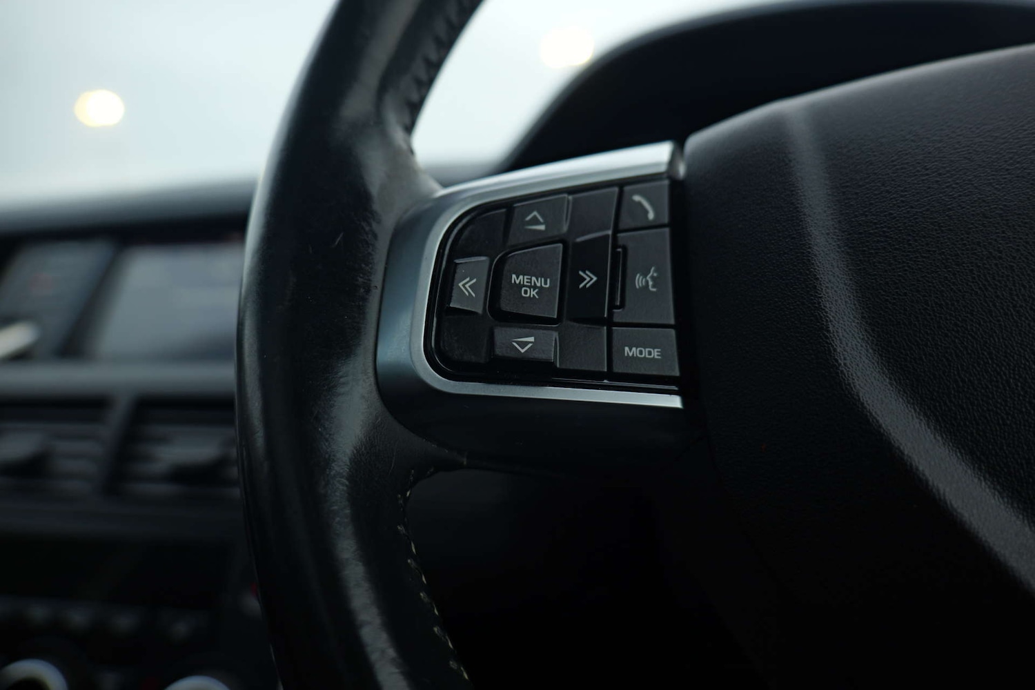 Used Land Rover Discovery Sport 2015 for sale - 76412614: Photo 58