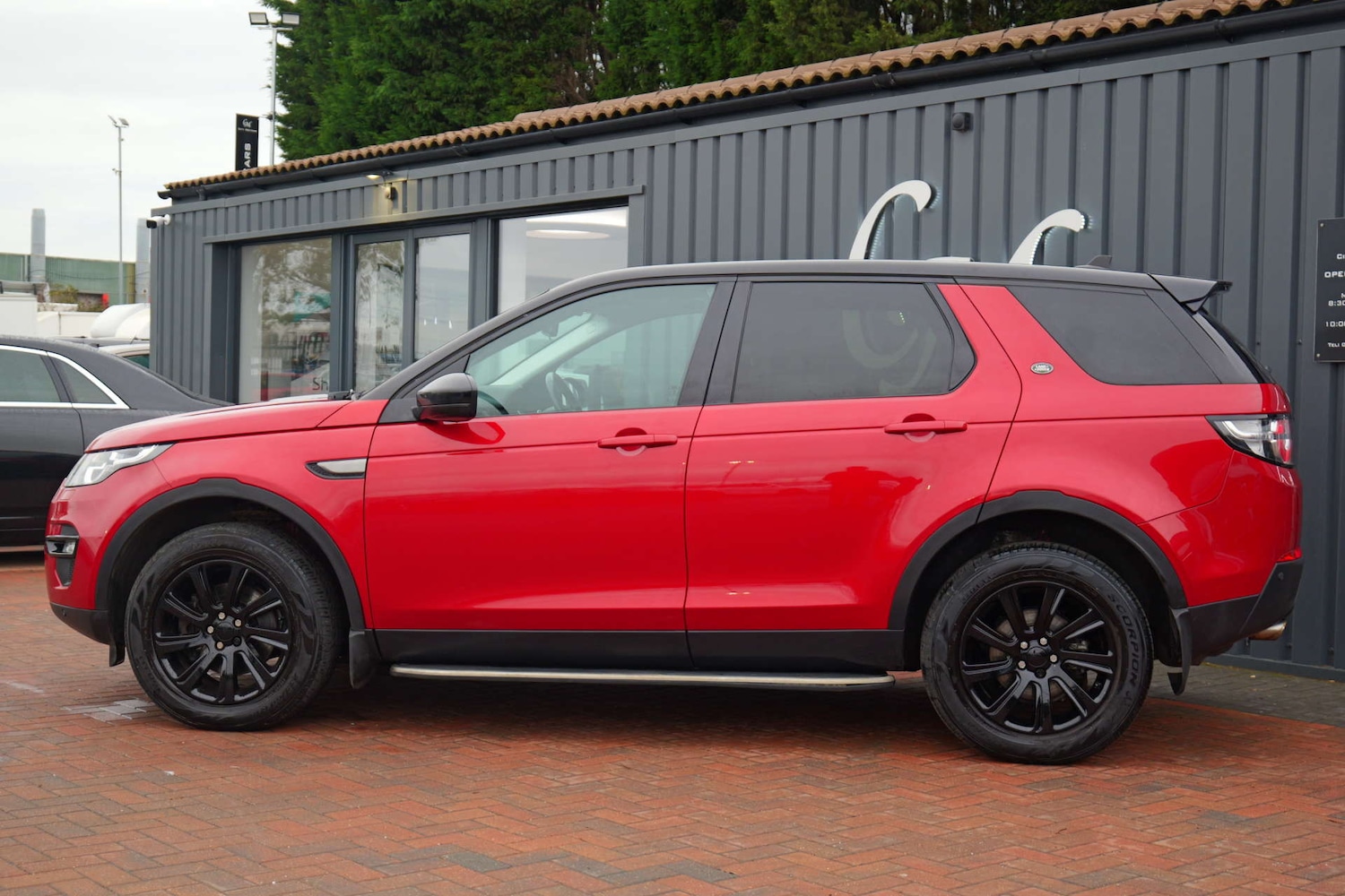 Used Land Rover Discovery Sport 2015 for sale - 76412614: Photo 8