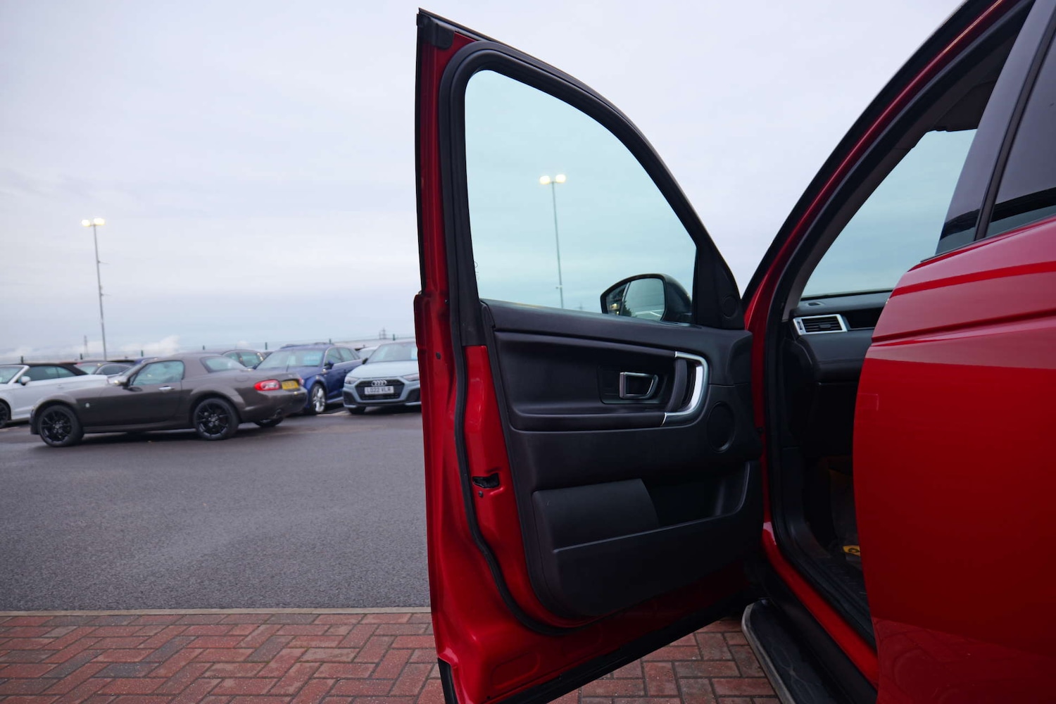 Used Land Rover Discovery Sport 2015 for sale - 76412614: Photo 87