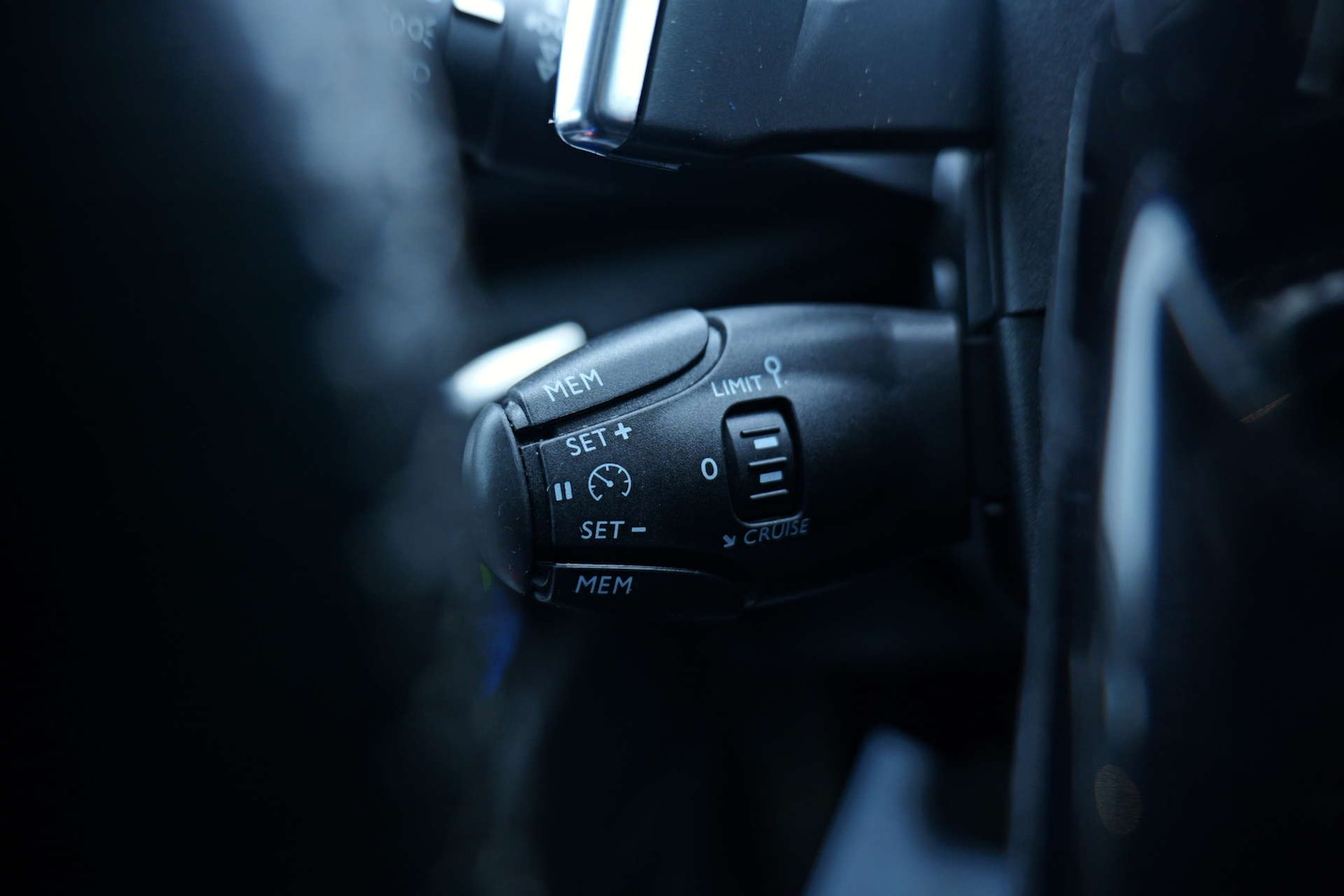 Used Peugeot 5008 2018 for sale - 77245610: Photo 26