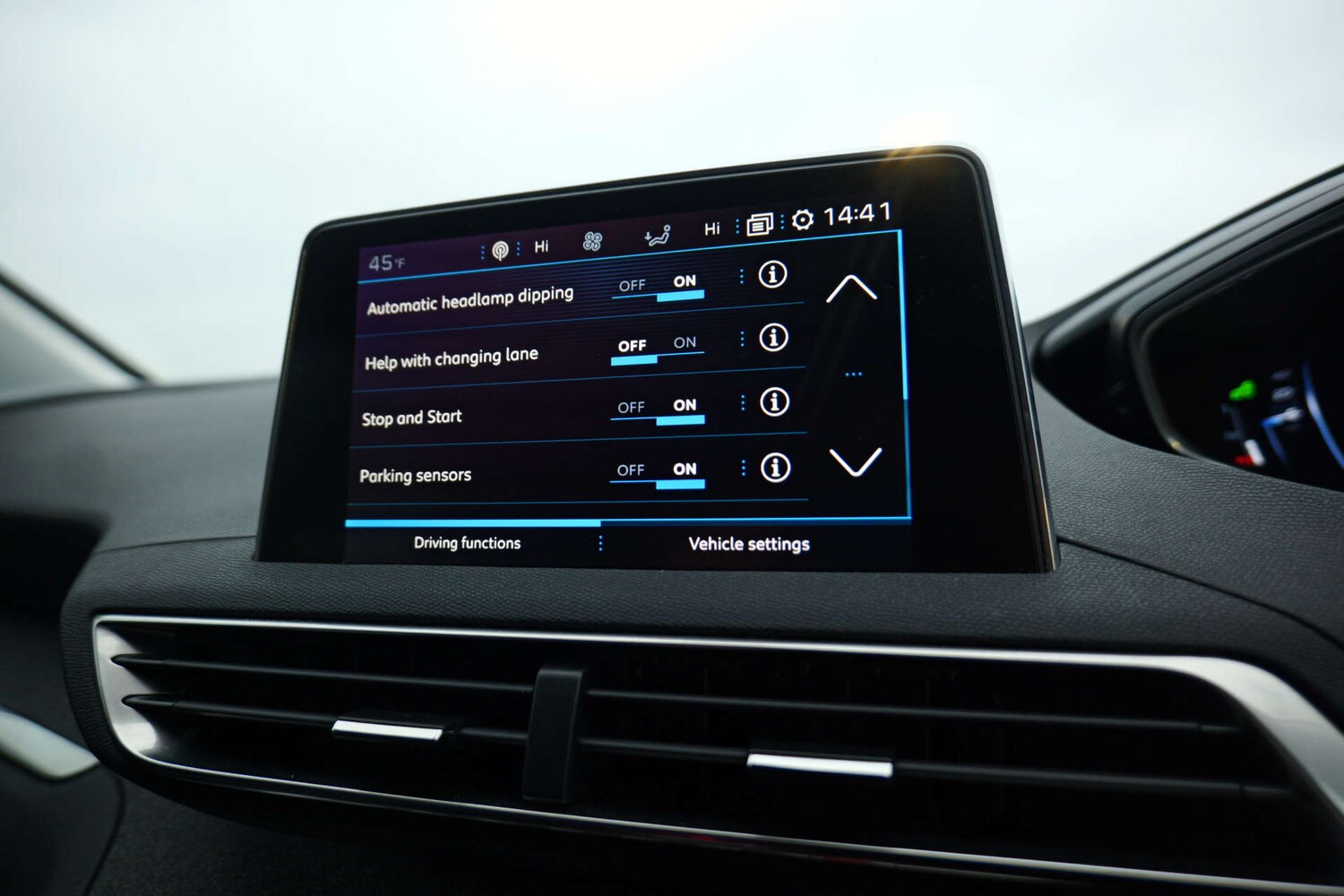 Used Peugeot 5008 2018 for sale - 77245610: Photo 33