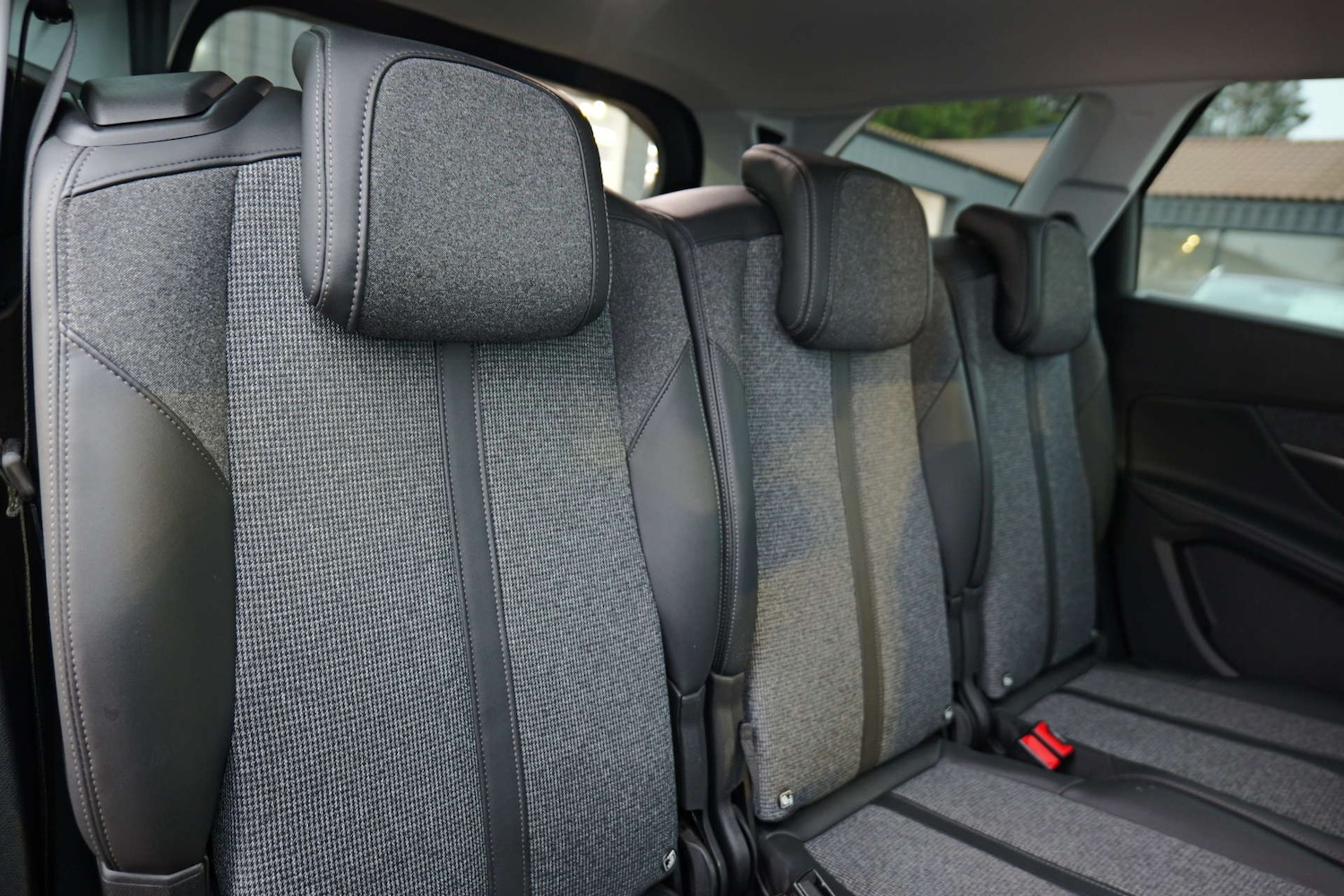 Used Peugeot 5008 2018 for sale - 77245610: Photo 37