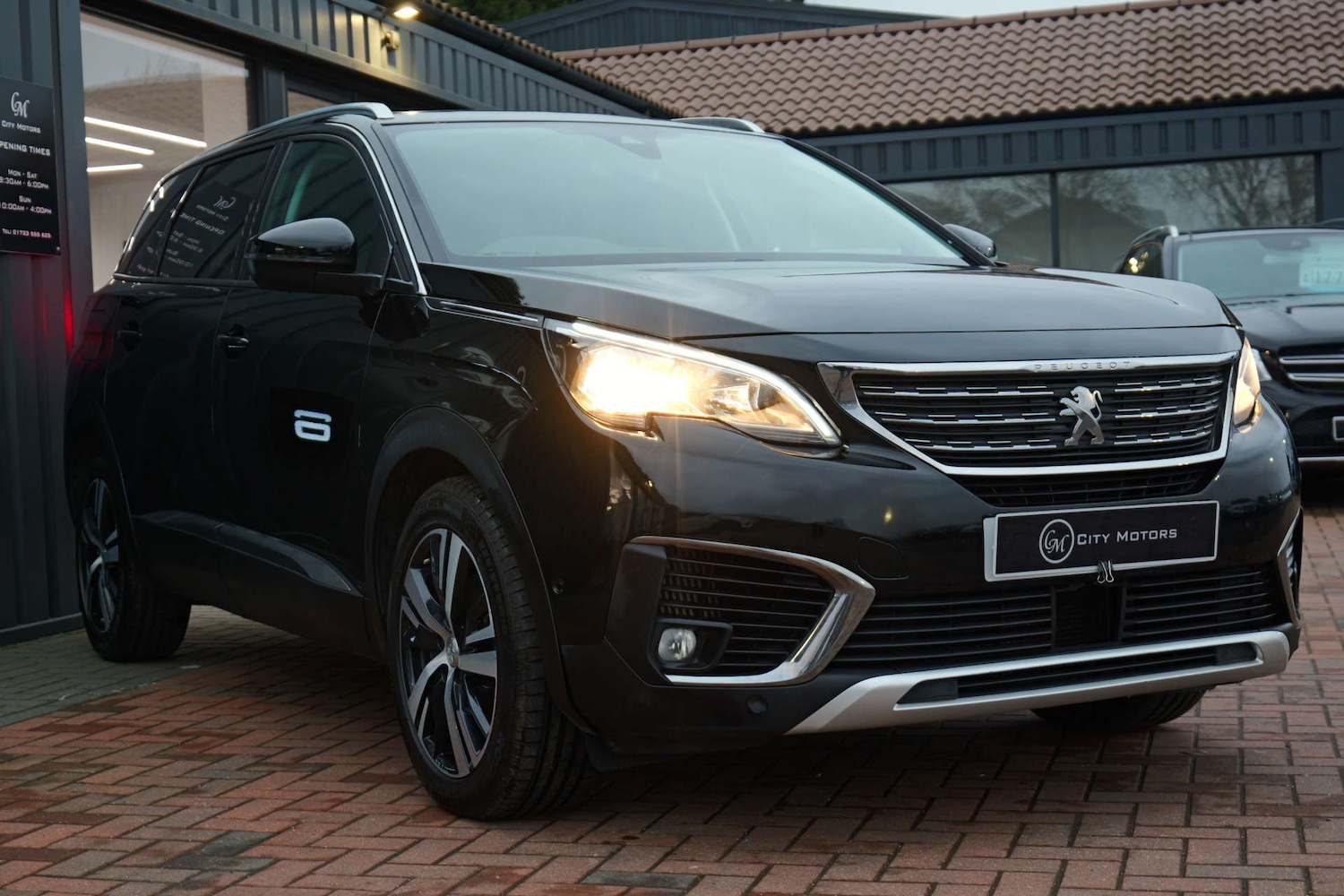 Used Peugeot 5008 2018 for sale - 77245610: Photo 4
