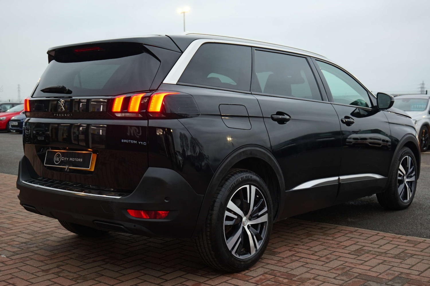 Used Peugeot 5008 2018 for sale - 77245610: Photo 6