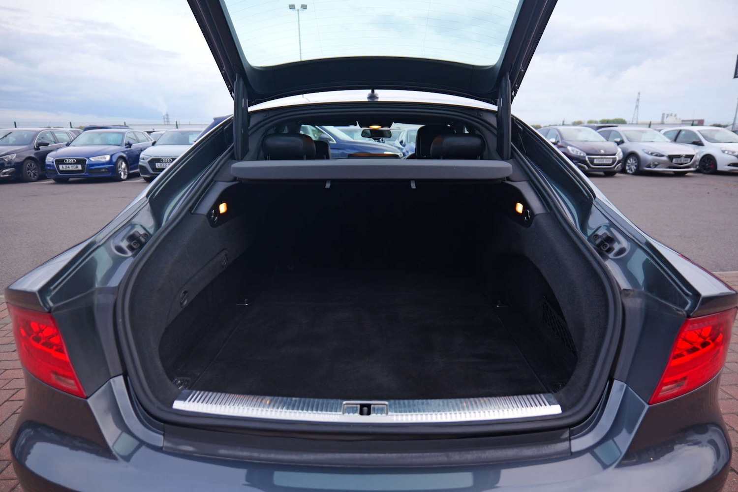 Used Audi A7 2012 for sale - 76356048: Photo 17
